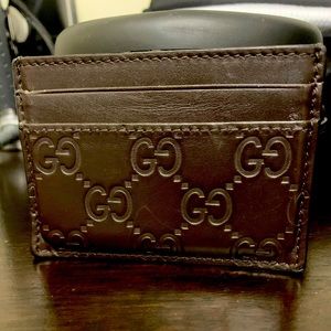 Gucci Men’s leather wallet